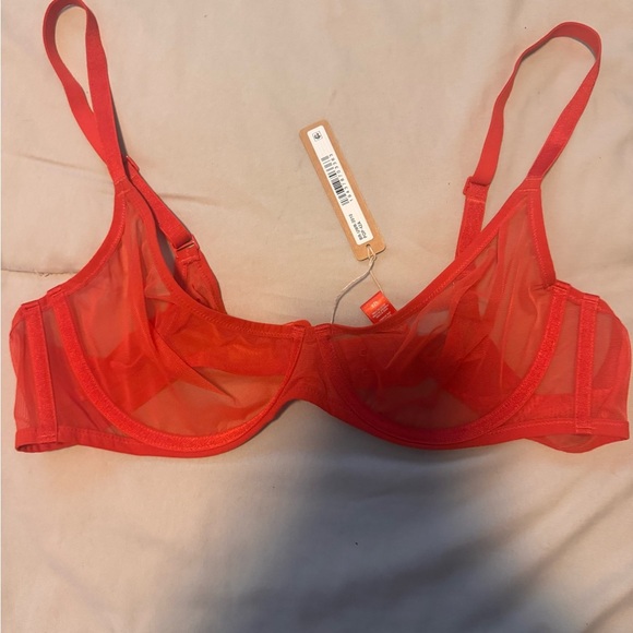 Skims Mesh Bra - Picture 1 of 3